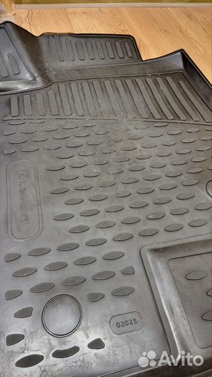 Автомобильные коврики резиновые Haval F7 и F7X
