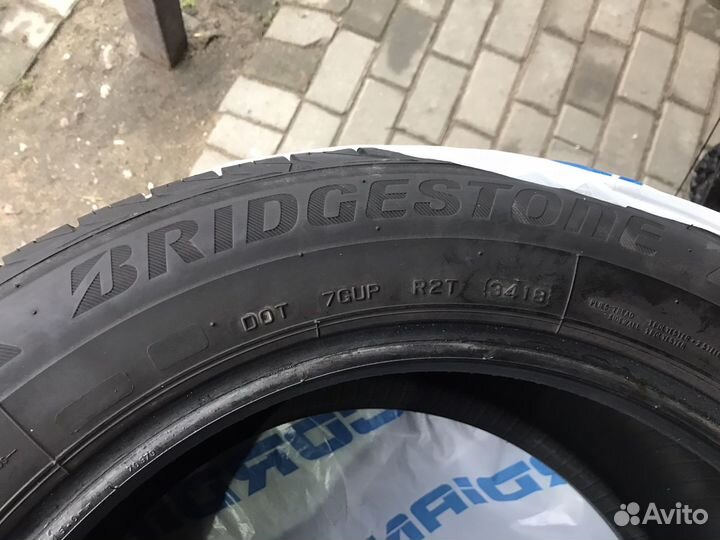 Bridgestone 613V 225/55 R17 97