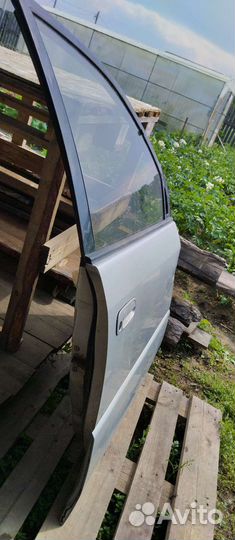 Дверь toyota ipsum