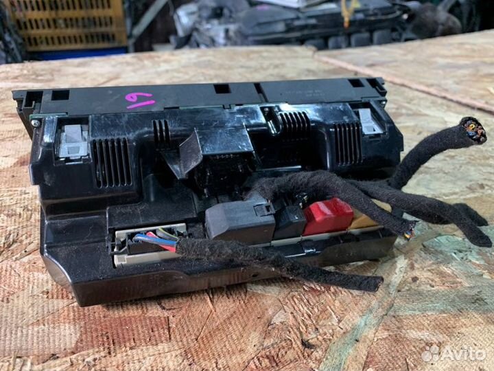 Блок управления климат-контролем Audi A6 C6 седан