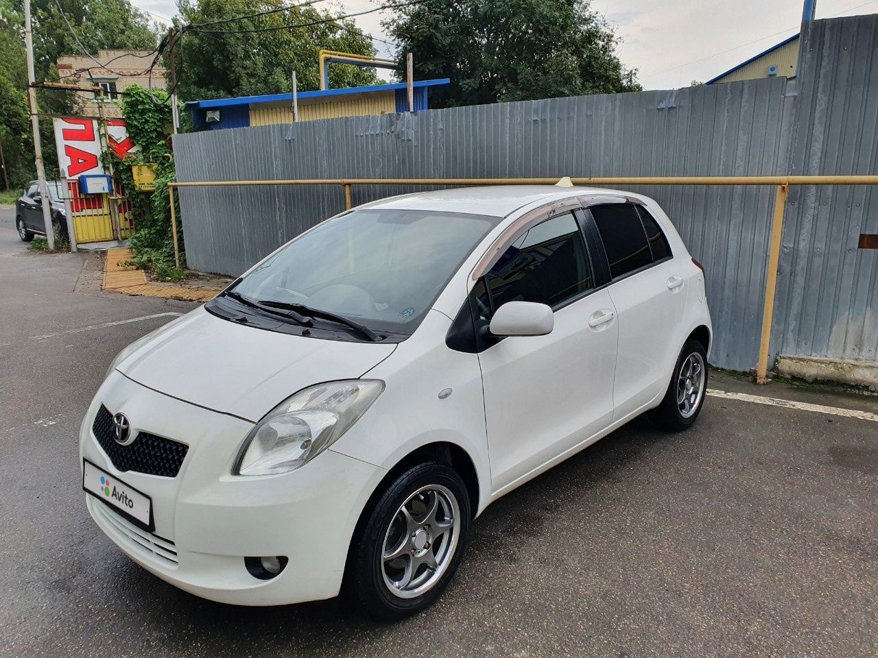 Toyota Yaris: фото владельца
