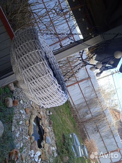 Кашпо подвисное