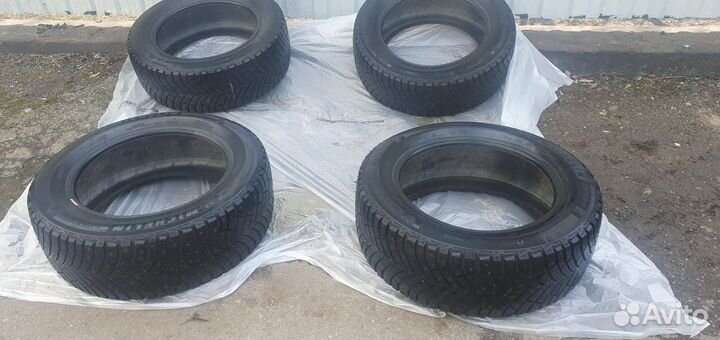Michelin X-Ice North 4 235/65 R17