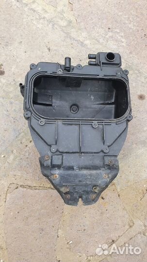 Корпус воздушного фильтра хонда вфр honda VFR 400R