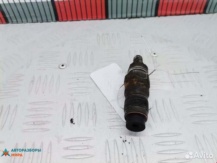 Форсунка BMW 3 E36 рест. 1998 STC2295