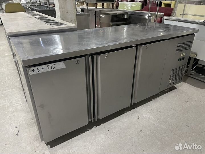 Холодильный стол