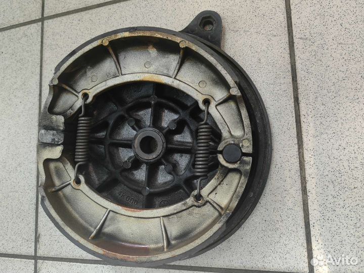 Задний тормозной барабан Yamaha XJ750