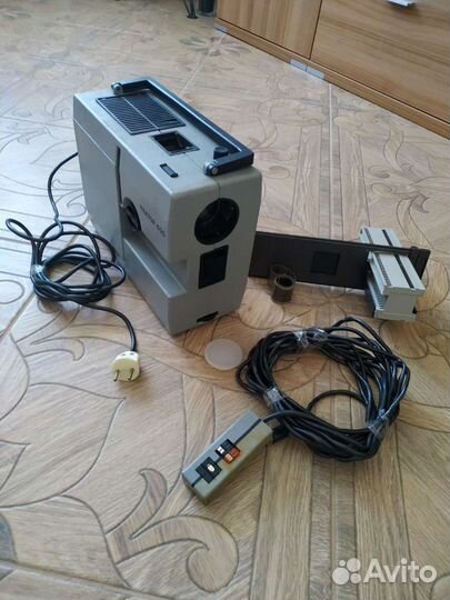 Антикварный диапроектор