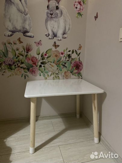 Детский стол и стул