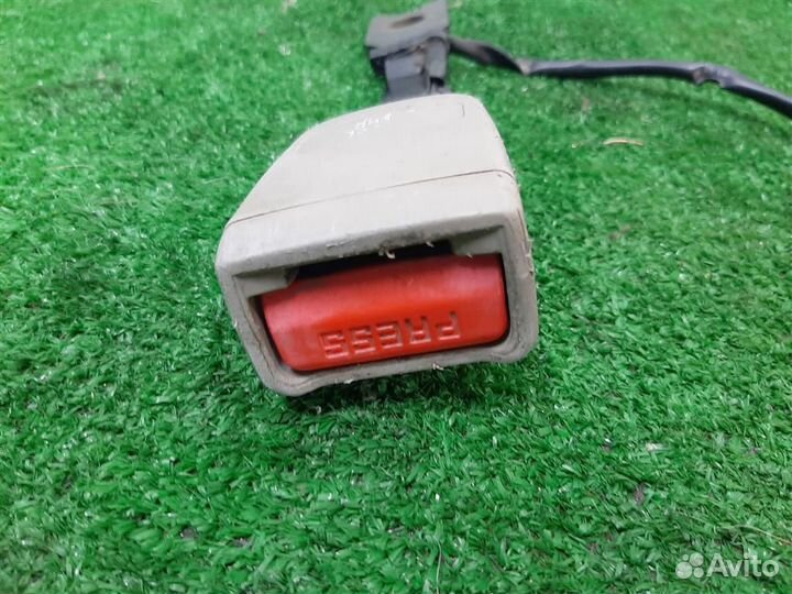 Замок ремня безопасности передний левый KIA Soren