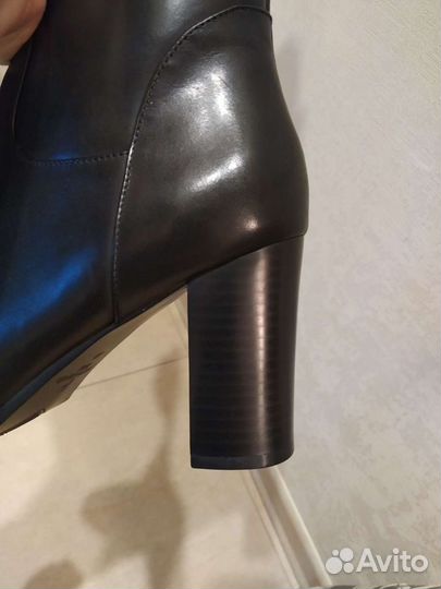 Сапоги демисезонные новые