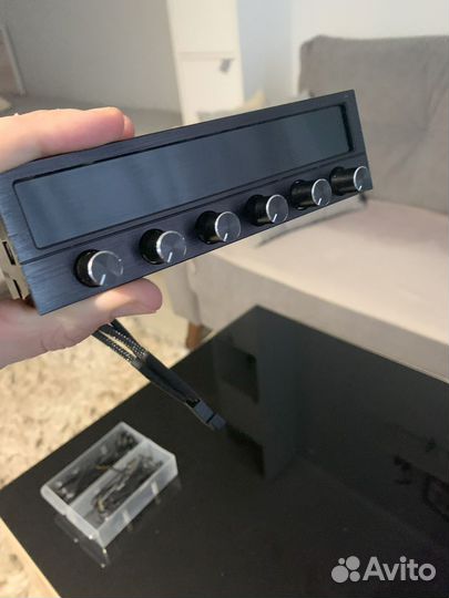 Lamptron FC5V3 Fan Controller