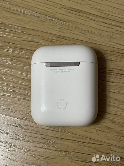 Air pods 2 и 1 кейсы