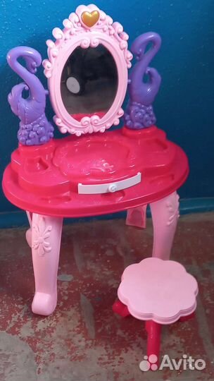Детский музыкальный столик и стульчик