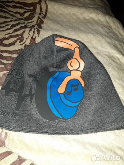 Шапка на 56размер