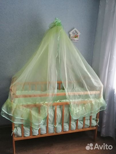 Кровать с балдахином