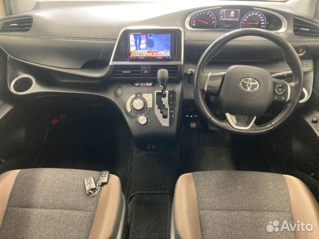 Toyota Sienta 1.5 CVT, 2020, 85 000 км