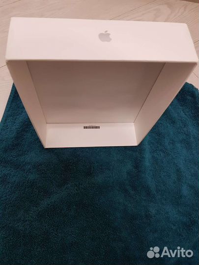 Оригинальная упаковочная коробка от iPad 4