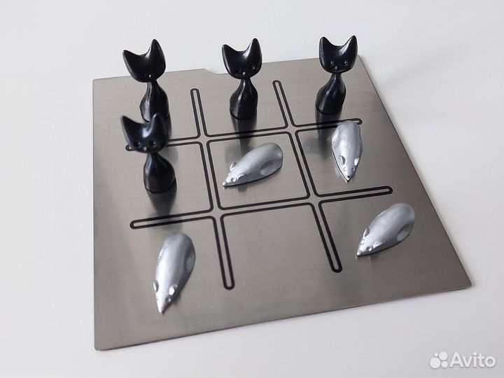 Настолка кошки мышки магнитная (крестики нолики)