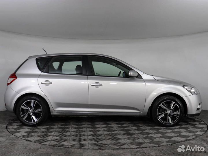 Kia Ceed 1.6 AT, 2011, 176 591 км