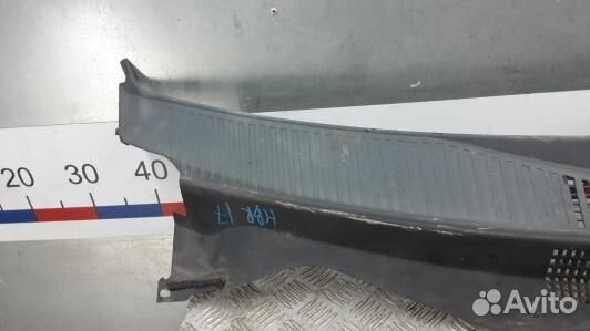 Накладка декоративная (жабо, дождевик) dodge calib