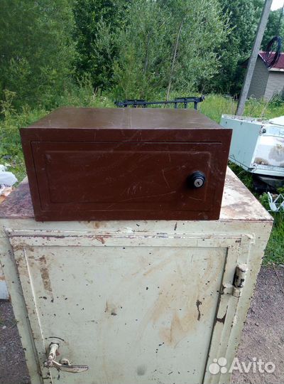 Сейф бу советский
