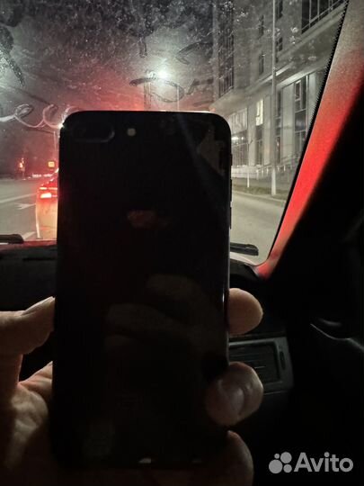 iPhone 8 Plus, 64 ГБ