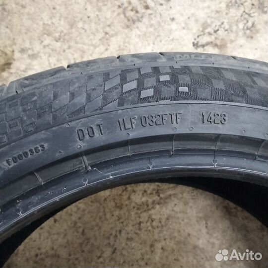 Continental MaxContact MC6 235/45 R18