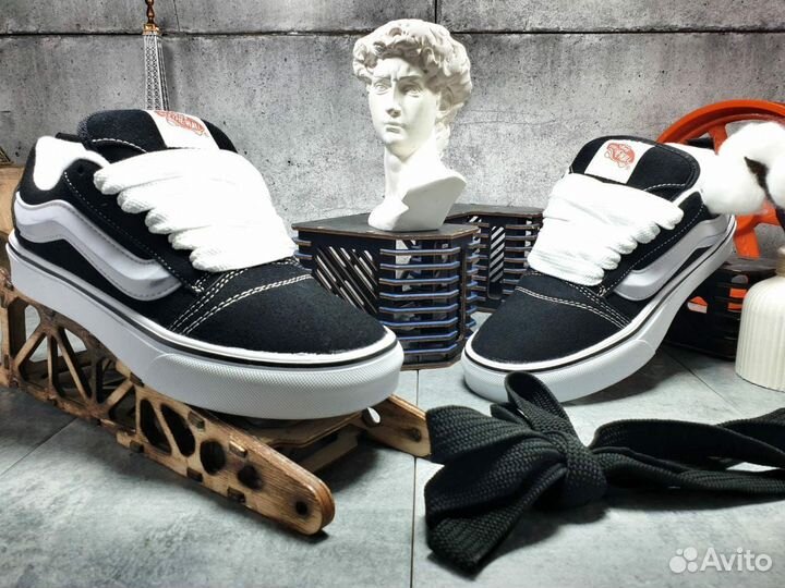 Кроссовки женские Vans Knu Skool дутыши