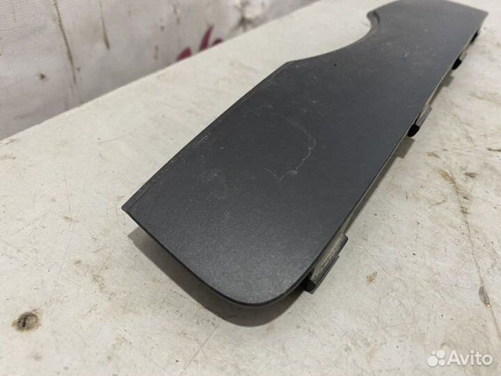 Накладка бампера передняя левая Audi Q3 8U