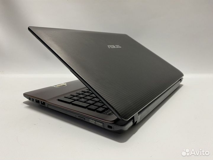 Asus k53s i3/gt520m/3ram