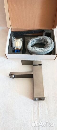 Смеситель для раковины