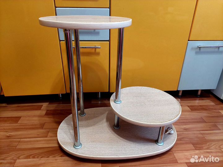 Подставка для цветов