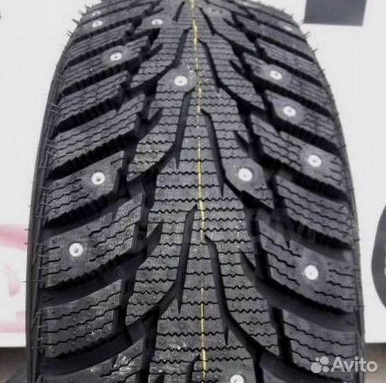 Nexen Winguard WinSpike WH62 215/50 R17