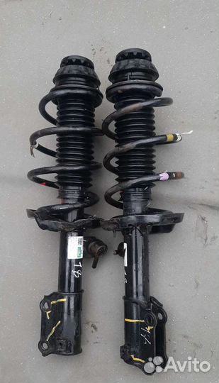 Hyundai Solaris 2 стойка оригинал