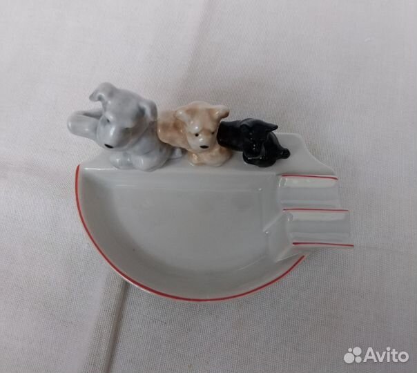 Пепельницы фарфоровые