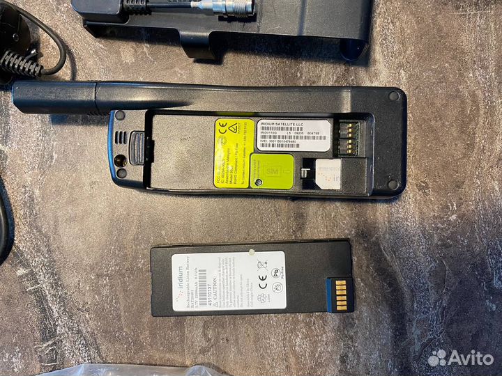 Спутниковый телефон iridium 9555