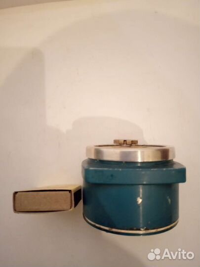 Часы настольные молния СССР