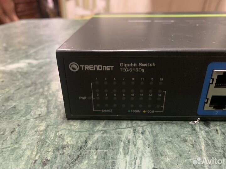 Коммутатор TrendNet Gigabit Switch TEG-S16Dg