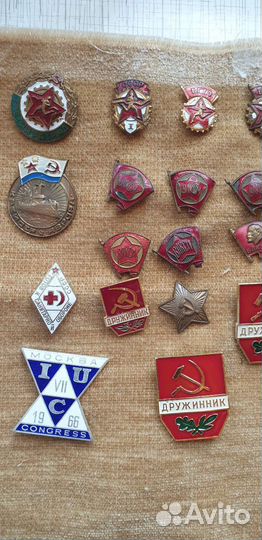 Тяжелые значки СССР