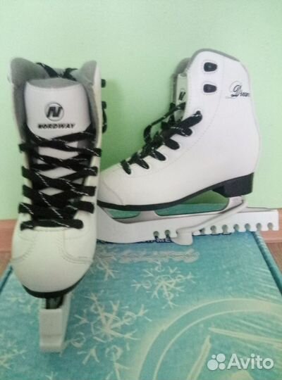 Коньки фигурные детские