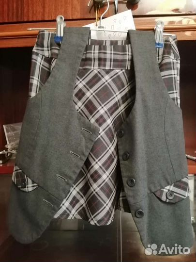 Продаётся школьная форма