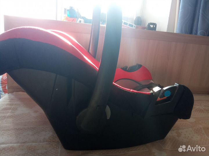 Автолюлька автокресло