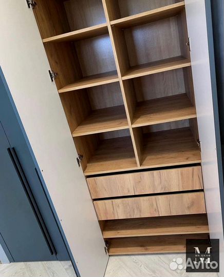 Красивый шкаф