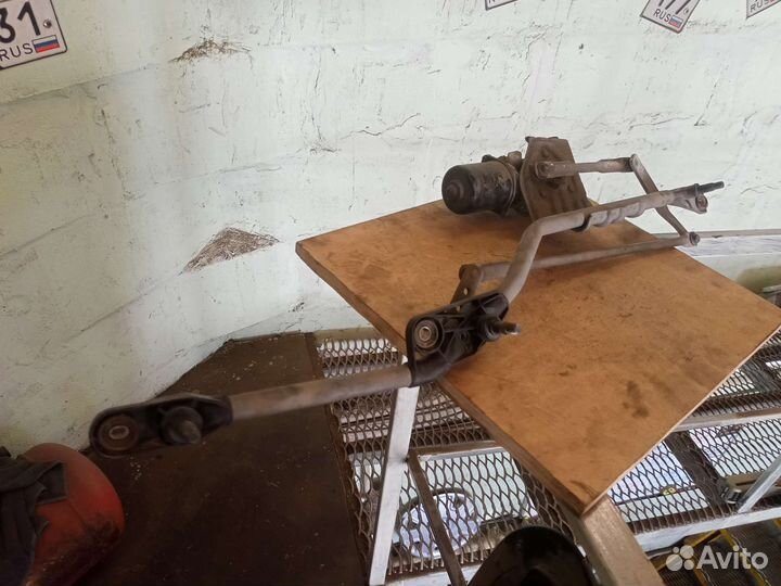 Трапеция дворников с мотором Renault Scenic 2