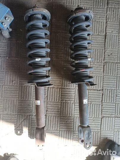 Амортизатор подвески Honda Crosstour задние