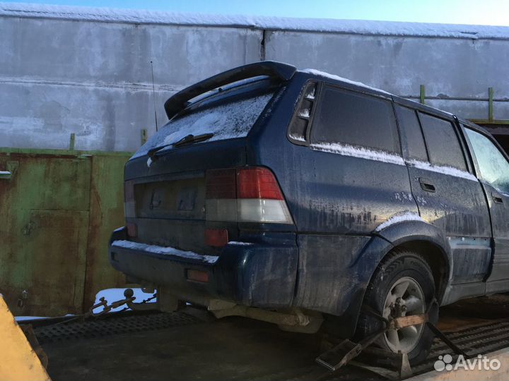 Ssang Yong Musso кузов по частям