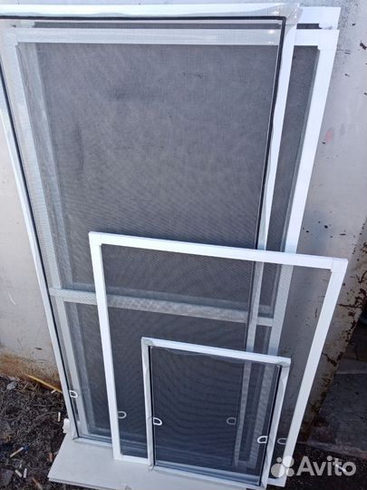 Москитные сетки на окна