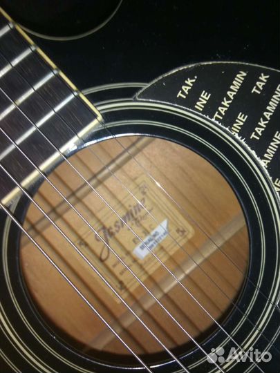 Гитара электроакустическая