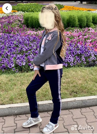 Продаю красивый, стильный спортивный костюм 3 в 1